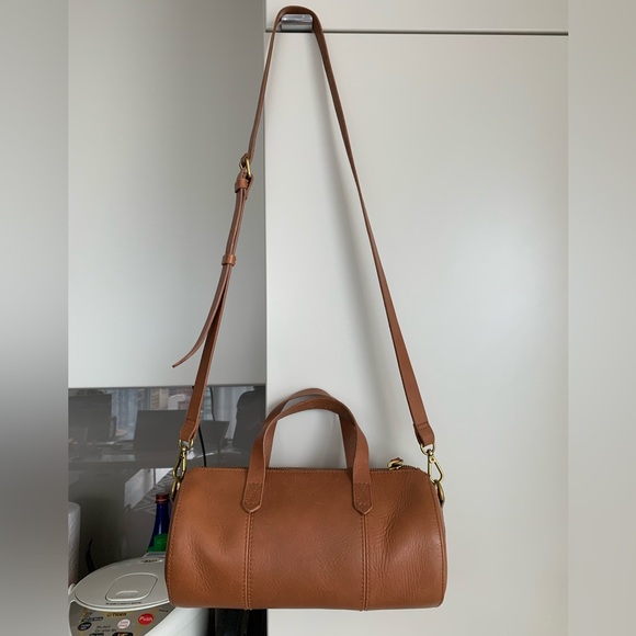 NWOT Madewell cylinder leather purse - Picture 2 of 5